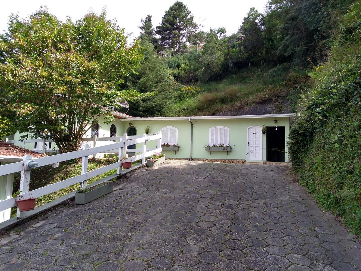 Suites Campos Do Jordao Кампус-ду-Жордау Экстерьер фото